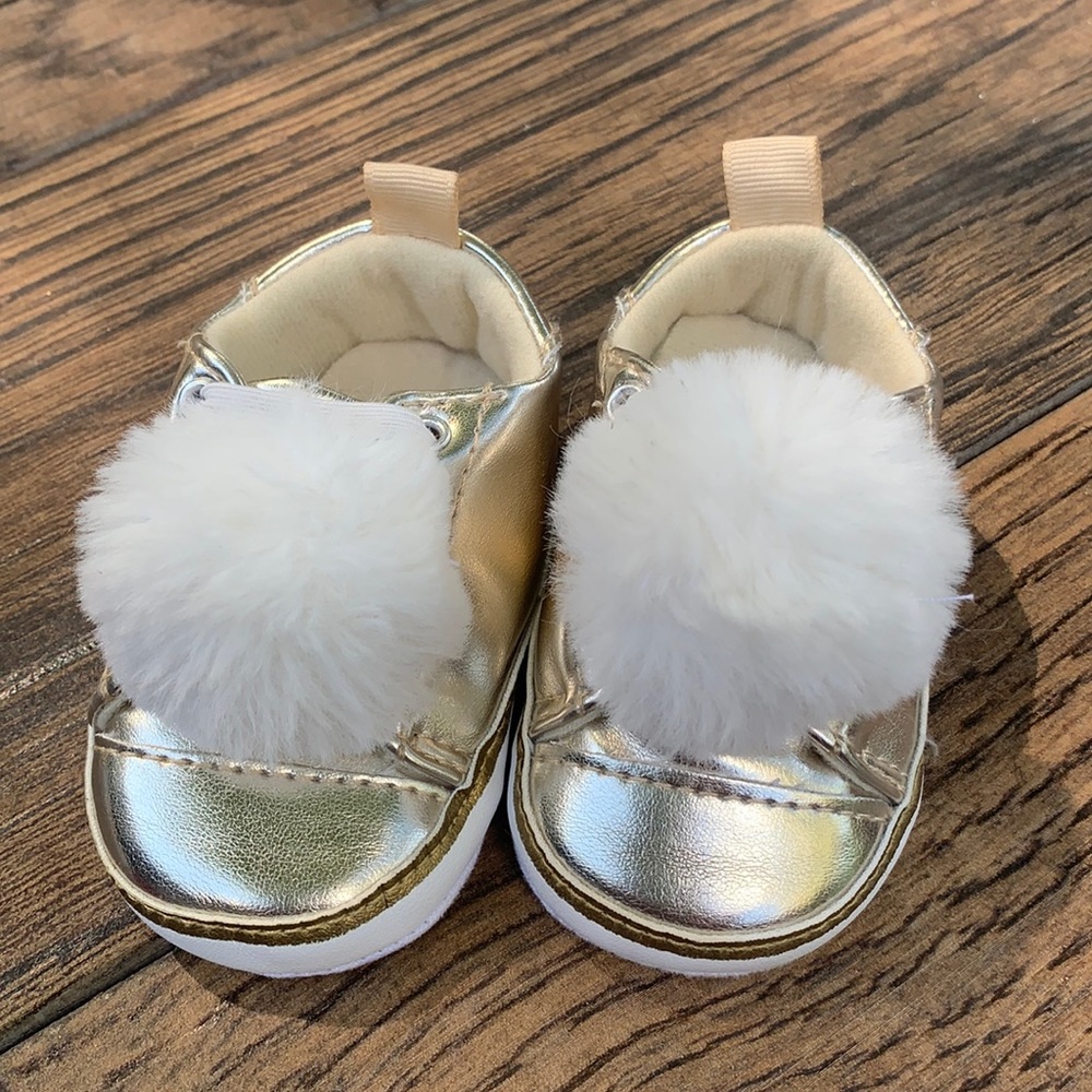 SOLD Baby’s pompom gold sneakers